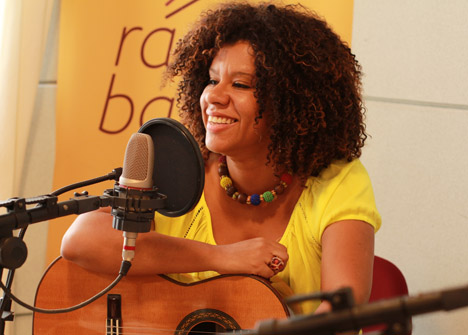 Ana Costa canta Martinho da Vila