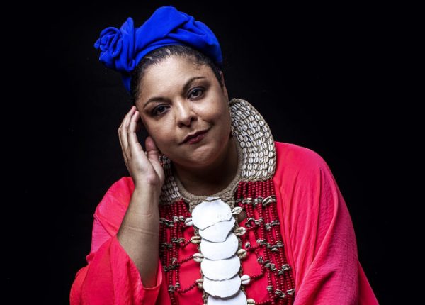 O manifesto anti-racista de Fabiana Cozza