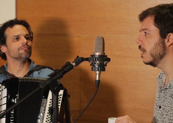 João Cavalcanti e Marcelo Caldi no Estúdio Batuta